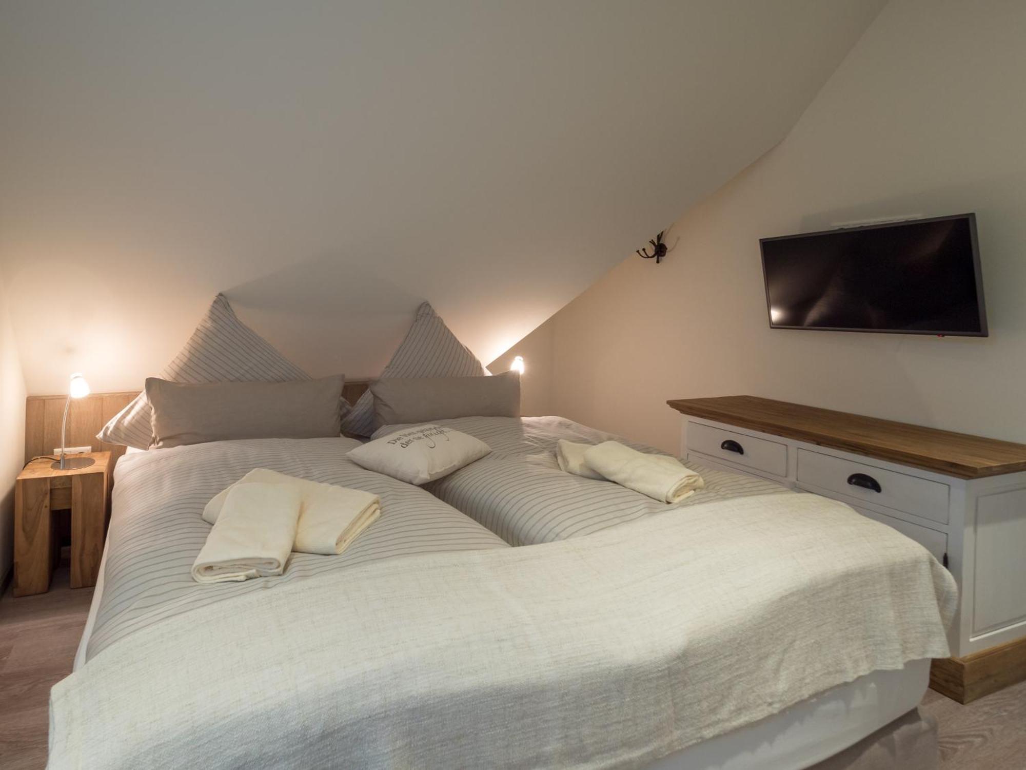 Inselsuenn Hotel Und Apartments 斯匹科罗格 外观 照片